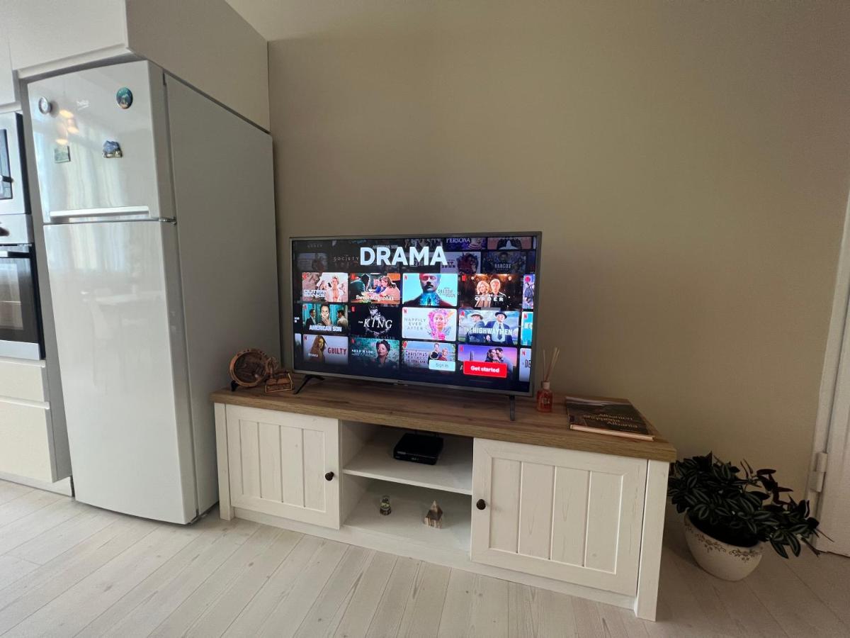 Grand New Bazaar Apartment Тирана Экстерьер фото