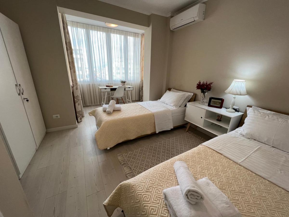 Grand New Bazaar Apartment Тирана Экстерьер фото