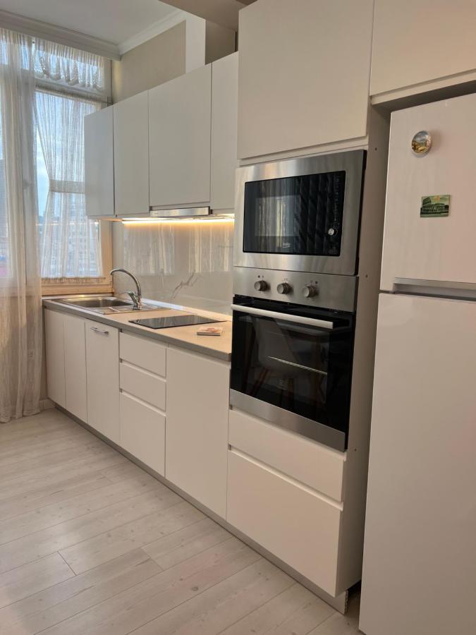Grand New Bazaar Apartment Тирана Экстерьер фото